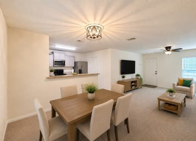 3627  Southton Vw, San Antonio, TX 78222 — photo 2