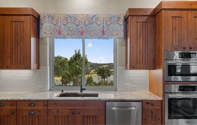 241 E Lynx Cv, Blanco, TX 78606 — photo 15