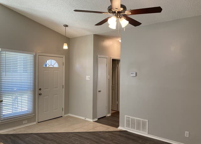3403  Ridge Country St, San Antonio, TX 78247 — photo 8