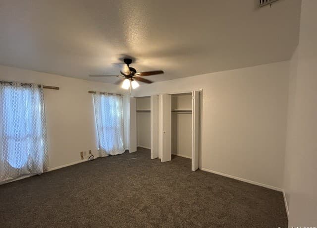 9215  Powhatan Dr, San Antonio, TX 78230 — photo 11