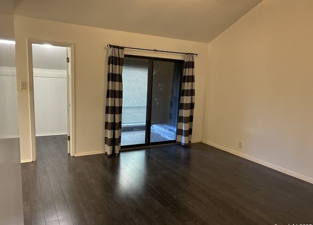 9215  Powhatan Dr, San Antonio, TX 78230 — photo 14