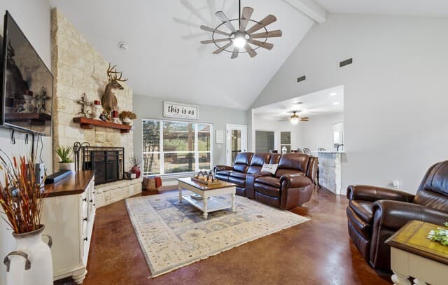 1413  Country Hills Drive, La Vernia, TX 78121 — photo 18