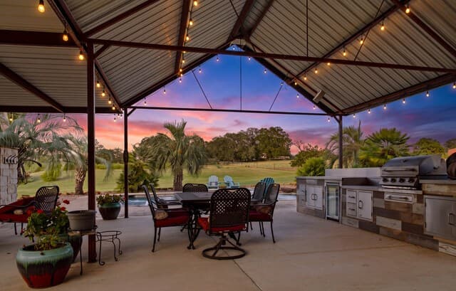 1413  Country Hills Drive, La Vernia, TX 78121 — photo 6