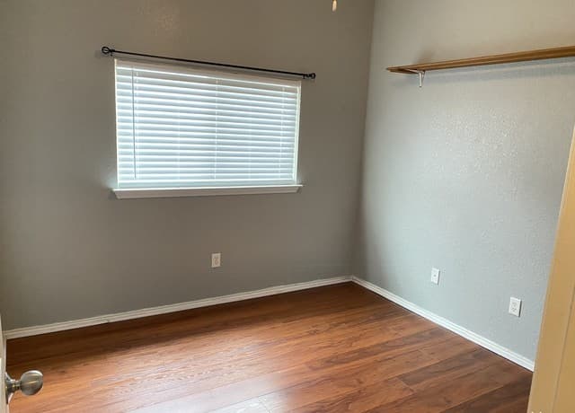 9310  Longmire Trace, San Antonio, TX 78245 — photo 10
