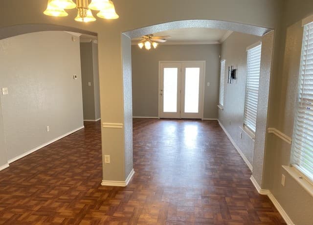 9310  Longmire Trace, San Antonio, TX 78245 — photo 6