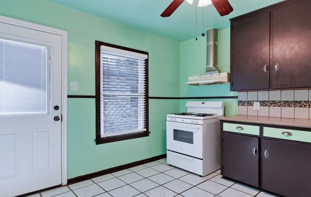 1322 W Malone, San Antonio, TX 78225 — photo 8