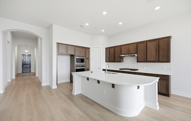1106  Neria Loop, San Antonio, TX 78224 — photo 2