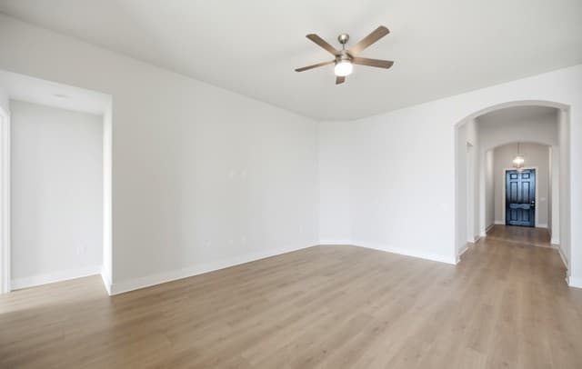 1106  Neria Loop, San Antonio, TX 78224 — photo 9