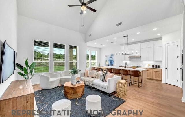 1010  Thiele St, San Antonio, TX 78224 — photo 5