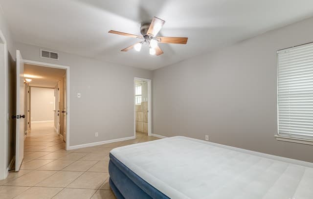 555  Patricia, San Antonio, TX 78216 — photo 15
