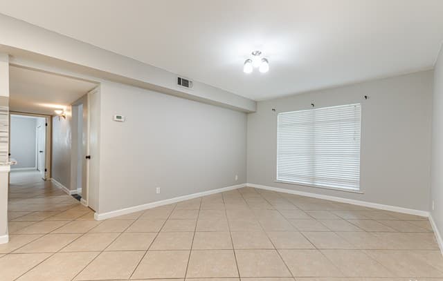 555  Patricia, San Antonio, TX 78216 — photo 7