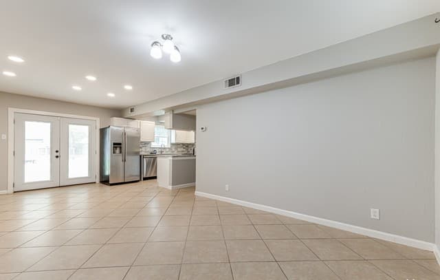 555  Patricia, San Antonio, TX 78216 — photo 8