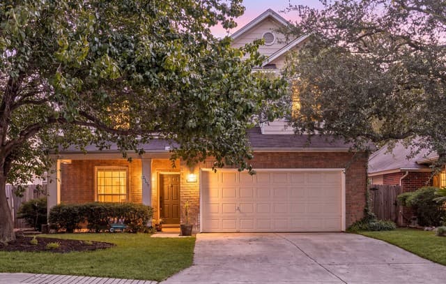 23610  Calico Chase