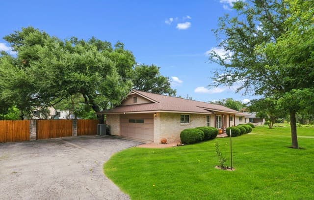 426  Yosemite Dr, Hollywood Park, TX 78232 — photo 3