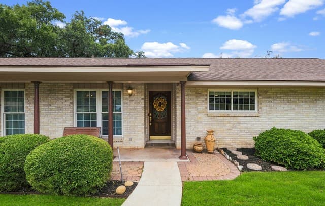 426  Yosemite Dr, Hollywood Park, TX 78232 — photo 4