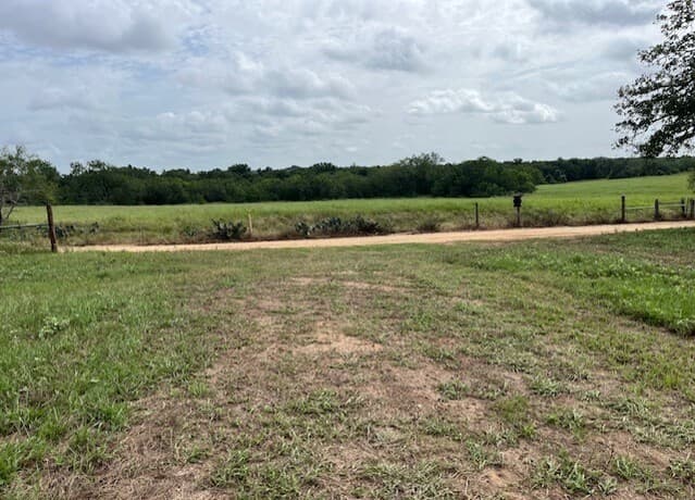 3084  Cr 442, Stockdale, TX 78160 — photo 3