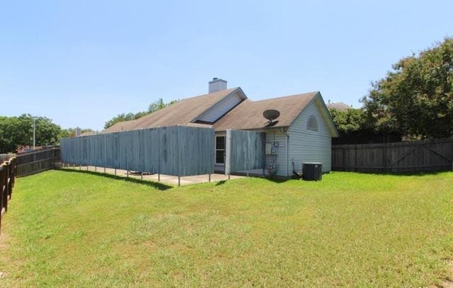 5887  Spring Cabin, San Antonio, TX 78247 — photo 11