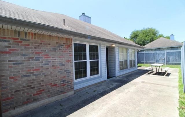 5887  Spring Cabin, San Antonio, TX 78247 — photo 12