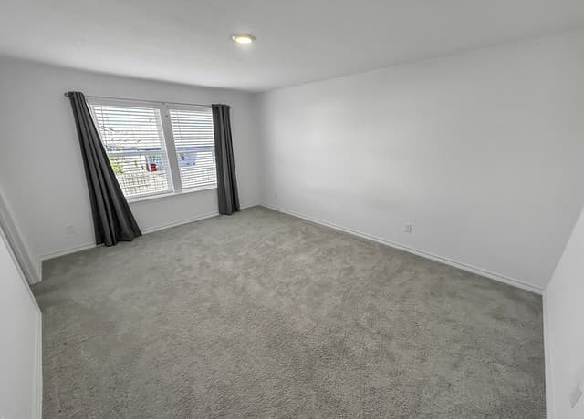 819  Bluegrass Pt, New Braunfels, TX 78130 — photo 12