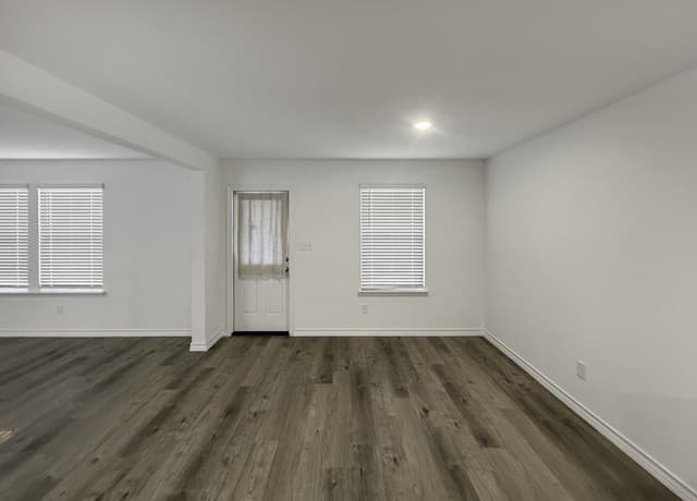 819  Bluegrass Pt, New Braunfels, TX 78130 — photo 20