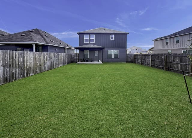 819  Bluegrass Pt, New Braunfels, TX 78130 — photo 25