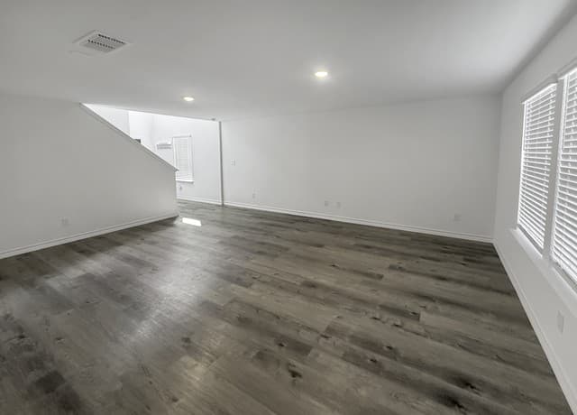 819  Bluegrass Pt, New Braunfels, TX 78130 — photo 7