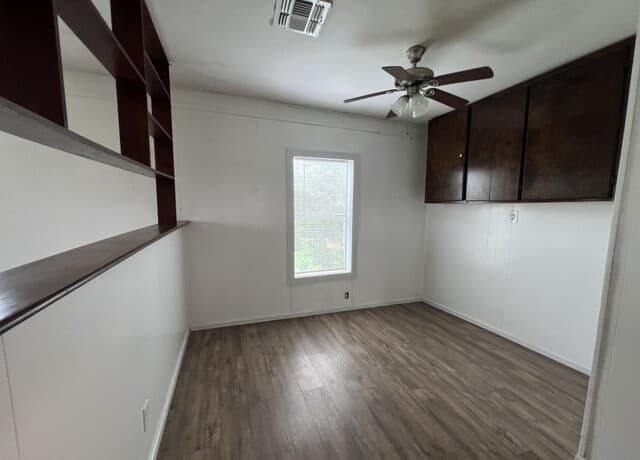 9676  Hildebrandt Rd, San Antonio, TX 78222 — photo 4