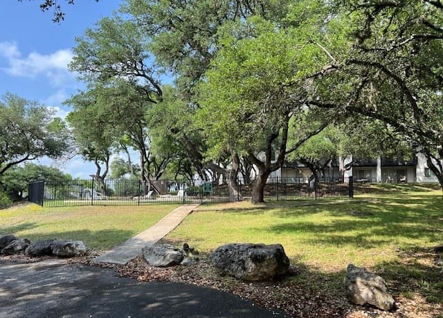 1185  Parkview Drive Unit APT D24, Canyon Lake, TX 78133 — photo 25