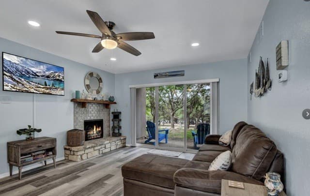 1185  Parkview Drive Unit APT D24, Canyon Lake, TX 78133 — photo 5