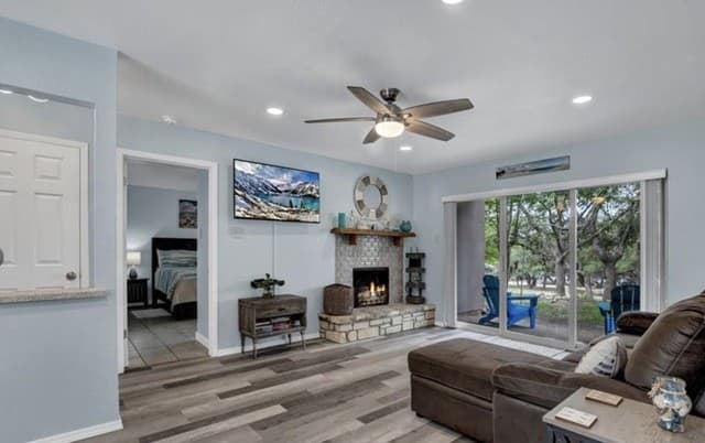 1185  Parkview Drive Unit APT D24, Canyon Lake, TX 78133 — photo 9