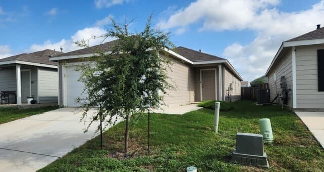 13869  Llama Pl, San Antonio, TX 78252 — photo 2