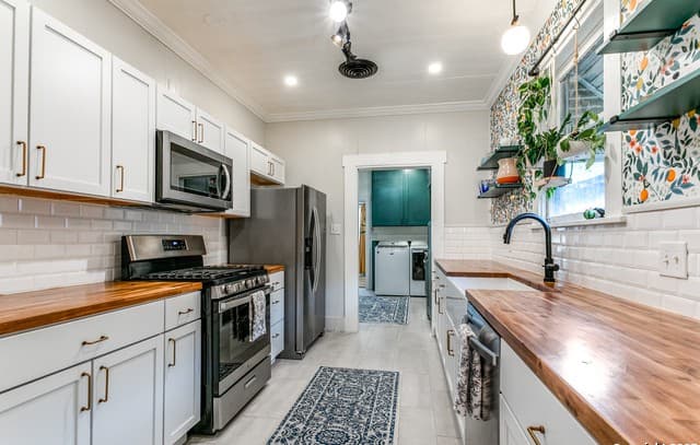 1004  Edison Dr, San Antonio, TX 78201 — photo 12