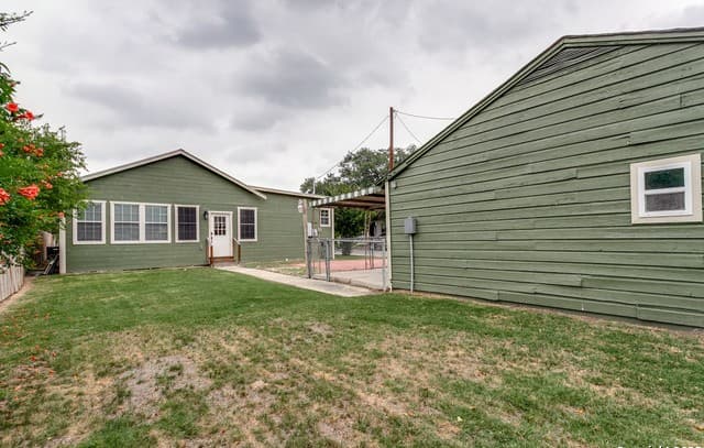 1004  Edison Dr, San Antonio, TX 78201 — photo 22