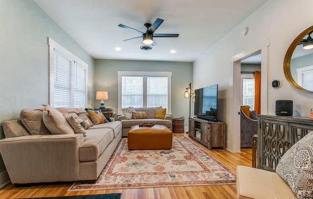 1004  Edison Dr, San Antonio, TX 78201 — photo 5