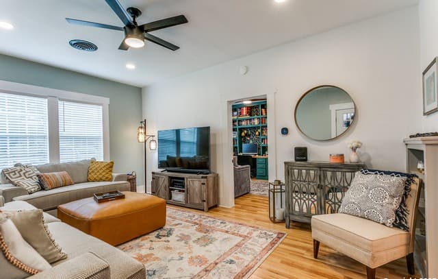 1004  Edison Dr, San Antonio, TX 78201 — photo 6