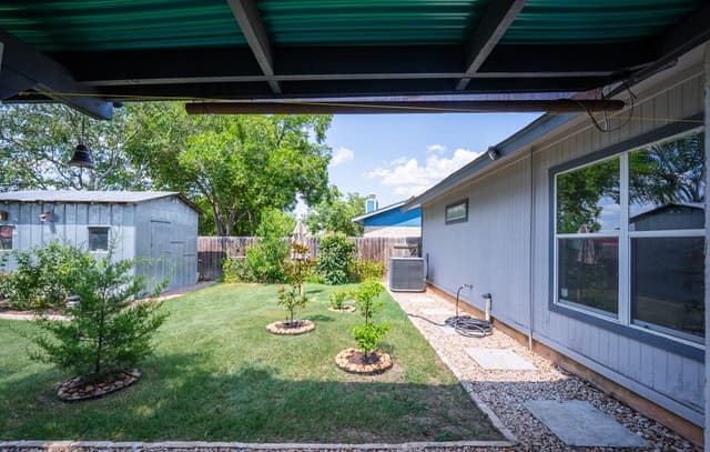 4647  Harpers Bnd, San Antonio, TX 78217 — photo 16