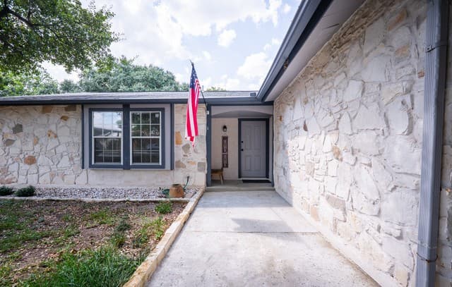 4647  Harpers Bnd, San Antonio, TX 78217 — photo 7