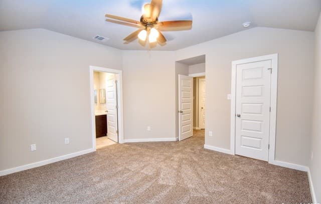 8410  Via Pisa Unit 104, San Antonio, TX 78227 — photo 5