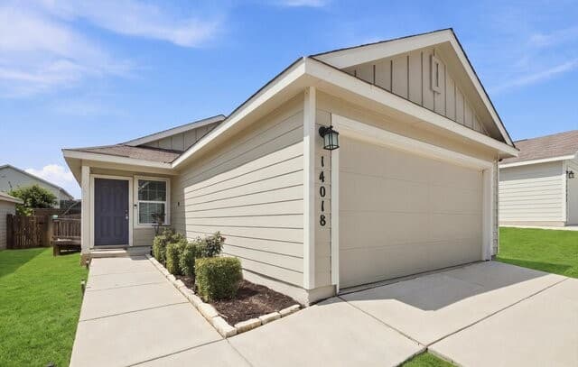 14018  Homestead Way, San Antonio, TX 78252 — photo 2