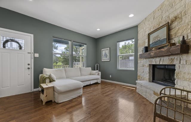 1296  Hedgestone, Canyon Lake, TX 78133 — photo 17