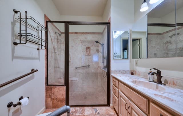 222 S Academy Ave, New Braunfels, TX 78130 — photo 11