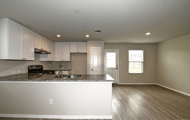 7927  Dovers Den, San Antonio, TX 78253 — photo 17