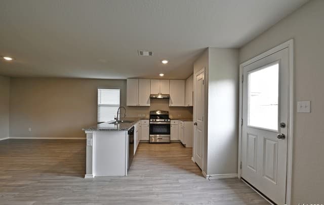 7927  Dovers Den, San Antonio, TX 78253 — photo 19