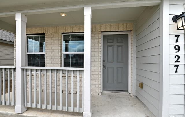 7927  Dovers Den, San Antonio, TX 78253 — photo 3