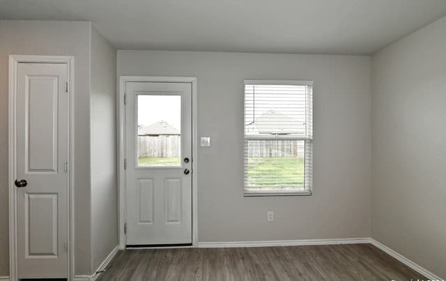 7927  Dovers Den, San Antonio, TX 78253 — photo 4