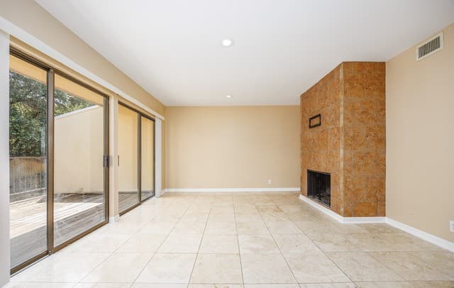 8642  Fredericksburg RD Unit 503, San Antonio, TX 78240 — photo 10