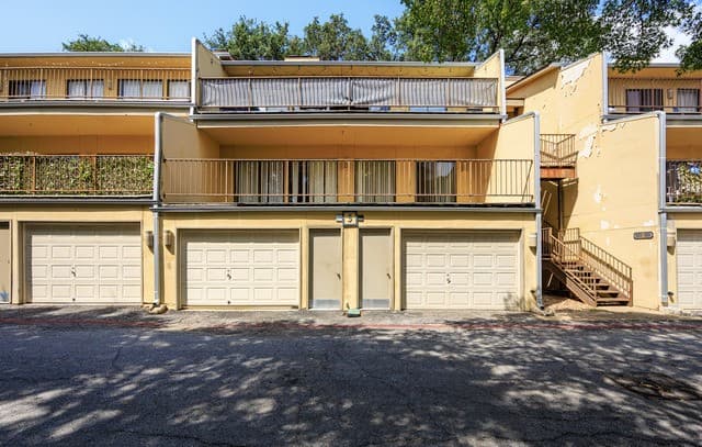 8642  Fredericksburg RD Unit 503, San Antonio, TX 78240 — photo 2