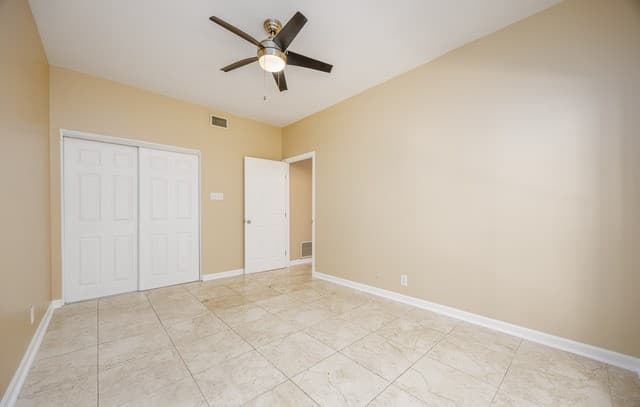 8642  Fredericksburg RD Unit 503, San Antonio, TX 78240 — photo 20