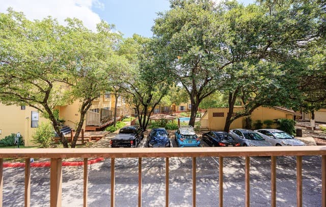 8642  Fredericksburg RD Unit 503, San Antonio, TX 78240 — photo 25