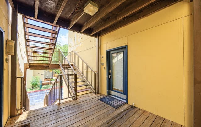8642  Fredericksburg RD Unit 503, San Antonio, TX 78240 — photo 3
